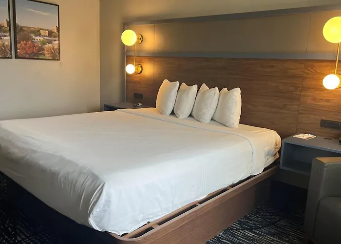 Americinn By Wyndham Lincoln North